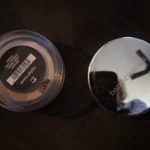 Bare Minerals loose eyeshadow Queen Phyllis